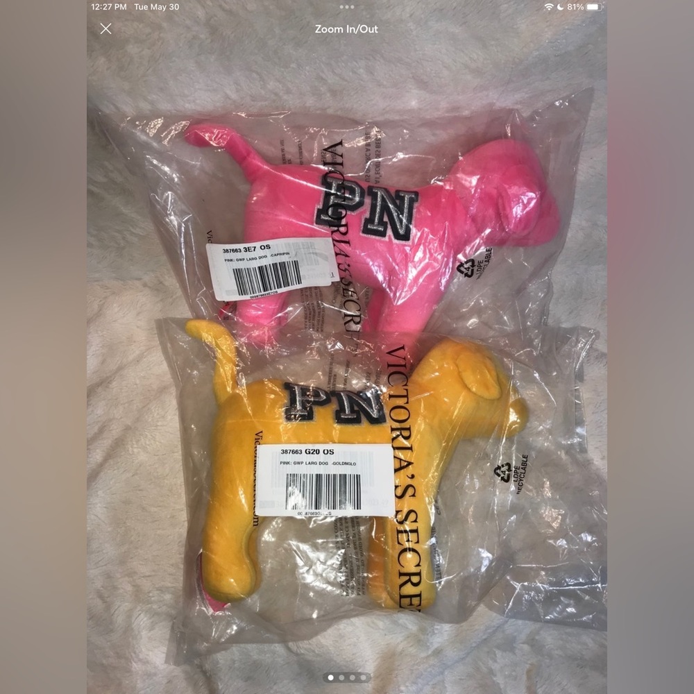 Brand New VS PINK collectible plush puppy OG logo dogs